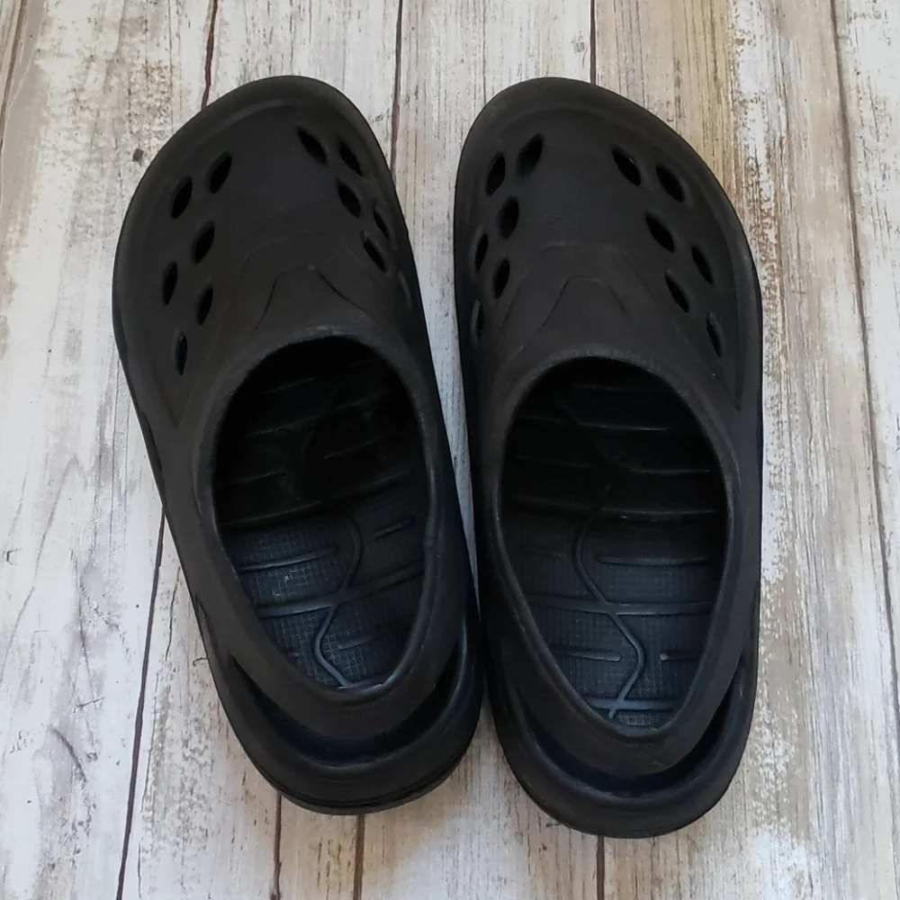 Kids Rubber Shoes - Size 3